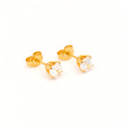 5*5MM Cubic Zirconia Heart Shape Ear Studs