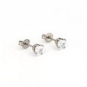 5*5MM Cubic Zirconia Heart Shape Allergy-Free Stainless Steel Ear Studs